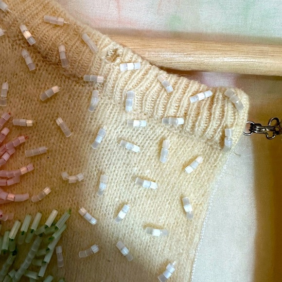 Vintage 1960’s Women’s Size L Angora Wool Beaded Floral Sweater Cardigan Lined - Picture 13 of 16